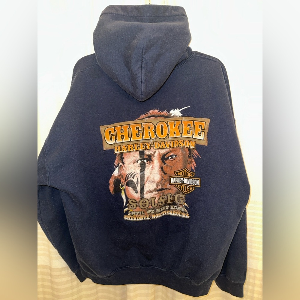 Vintage Cherokee, NC Harley Davidson hoodie size XL